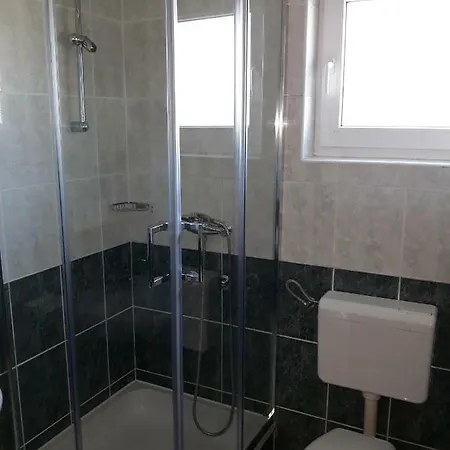 Lav מוטל Čapljina