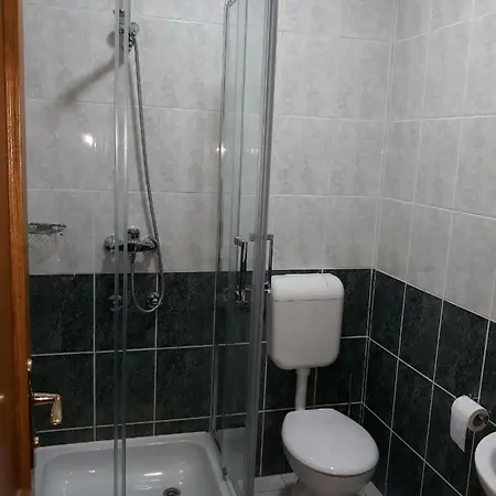 Motel Lav 3*